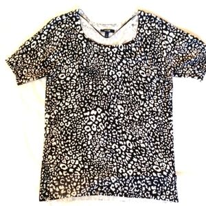 Apt. 9 Sweator Top